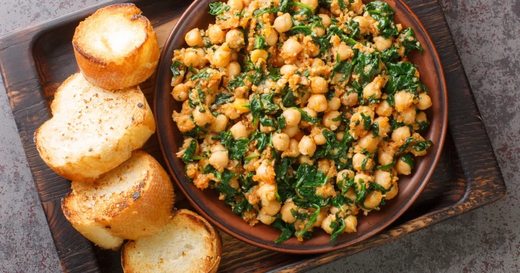 Peruvian-Style Espinacas con Garbanzos (Spinach with Garbanzo Beans)